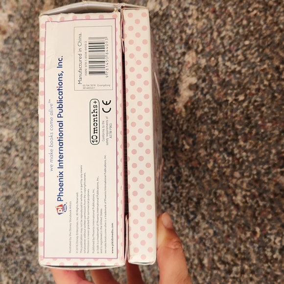 Minnie Mouse 12 Mini Cardboard Books Set For Children - Picture 7 of 7